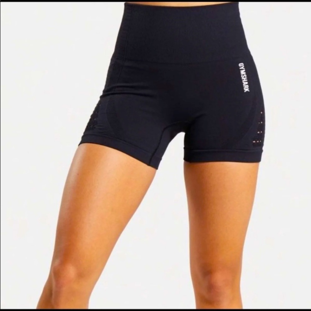 SOLD ❌❌❌Gymshark Energy Seamless Black Shorts-S